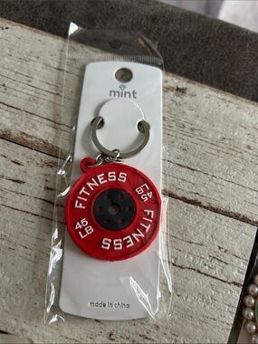 🔥$2 Mint Red Fitness 45 LB Plate Keychain